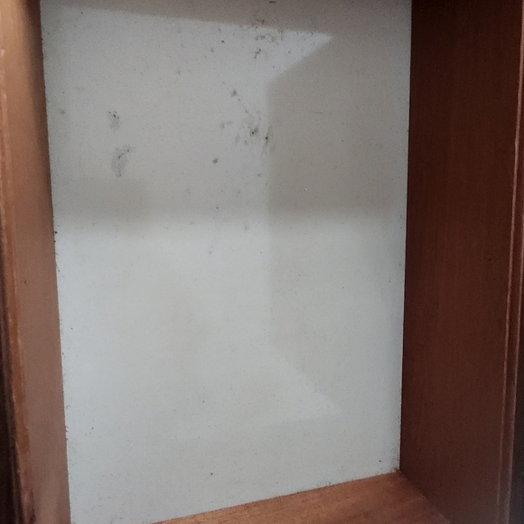 Walnut antique humidor - Picture 4 of 5